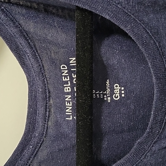 Linen Top - Picture 2 of 2